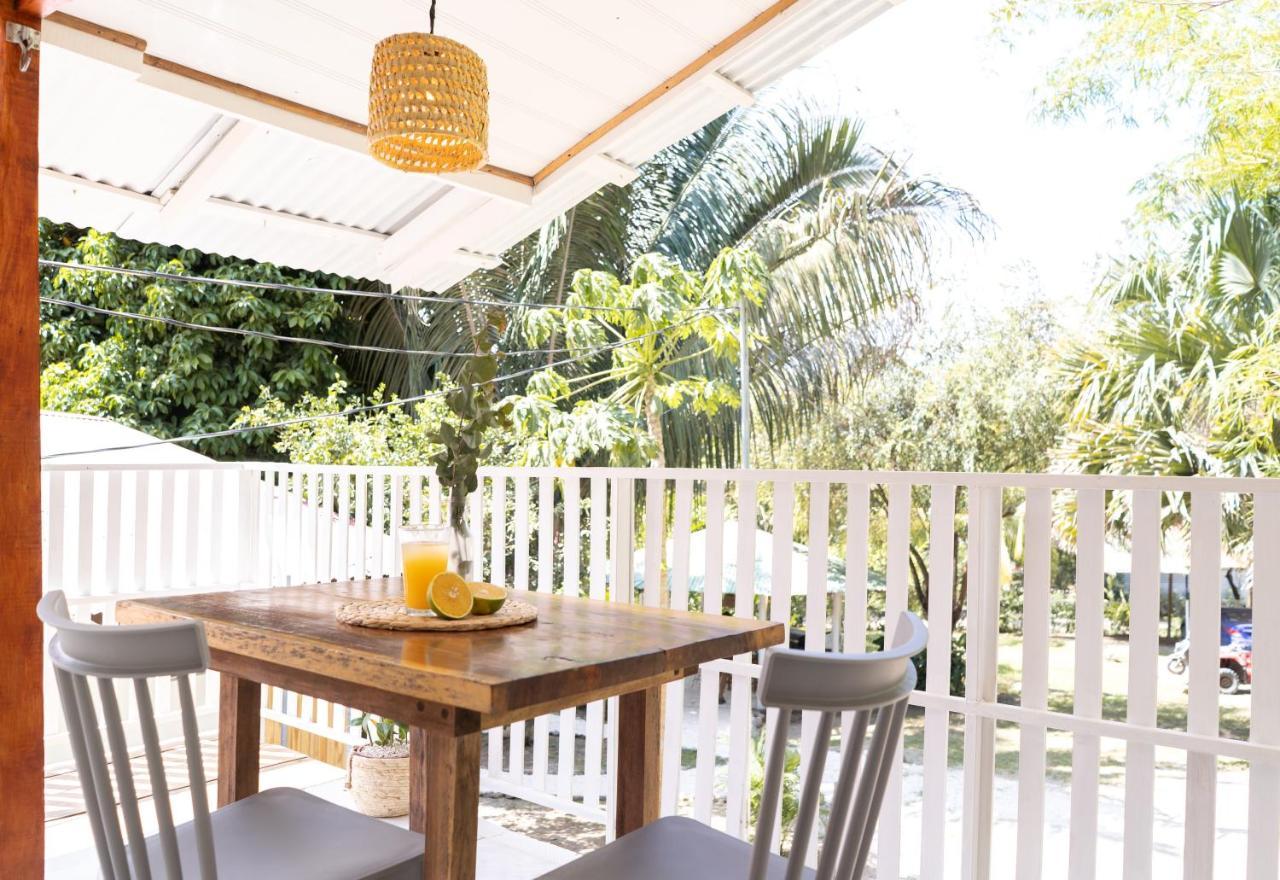 Cuatro Vientos Lodge & Apartments - Mal Pais, Costa Rica Playa Santa Teresa  외부 사진