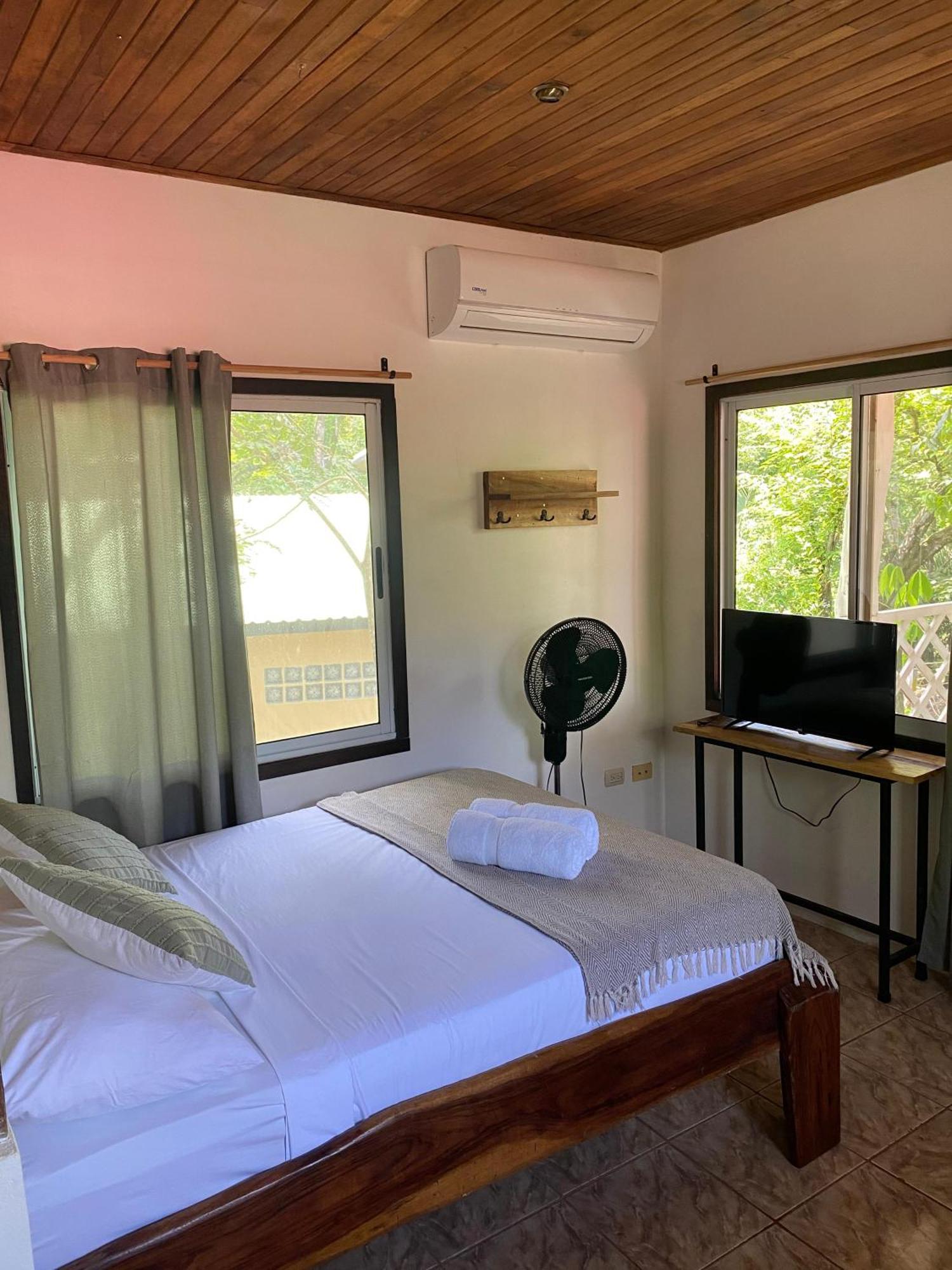 Cuatro Vientos Lodge & Apartments - Mal Pais, Costa Rica Playa Santa Teresa  외부 사진